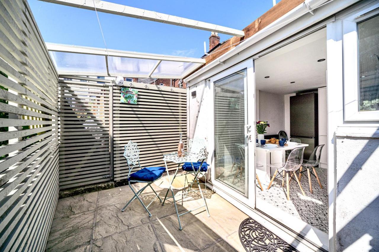 Marina Bridge House Cowes Holiday home *